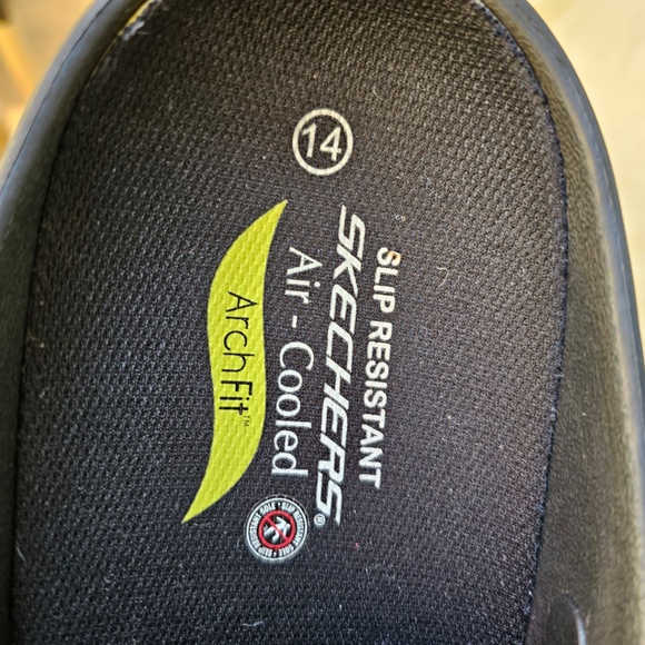 Sketchers Riverbound Sr ArchFit Anti-Slip Clogs Mens Size 14, EUC - Picture 10 of 11